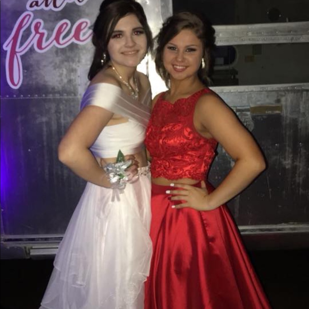 White 2 piece prom dress
